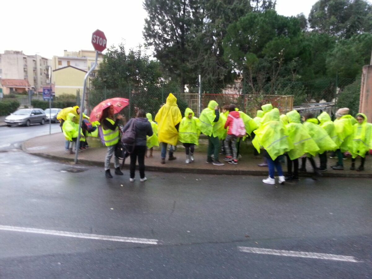 pedibus-la-pioggia-non-ci-ferma